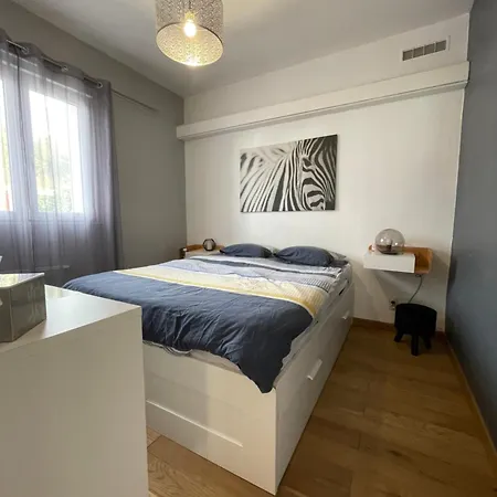 Appartement Angle 95 *